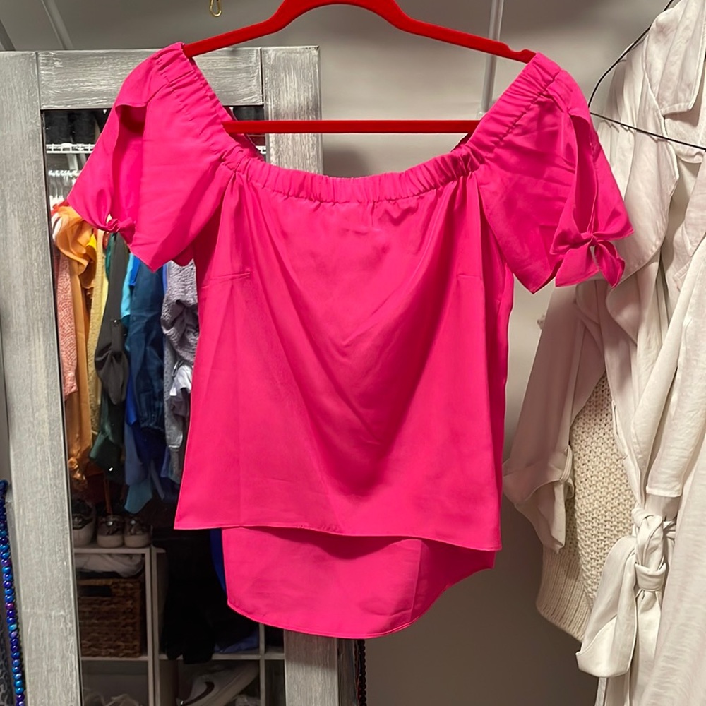Amanda U Off the Shoulder Top S
